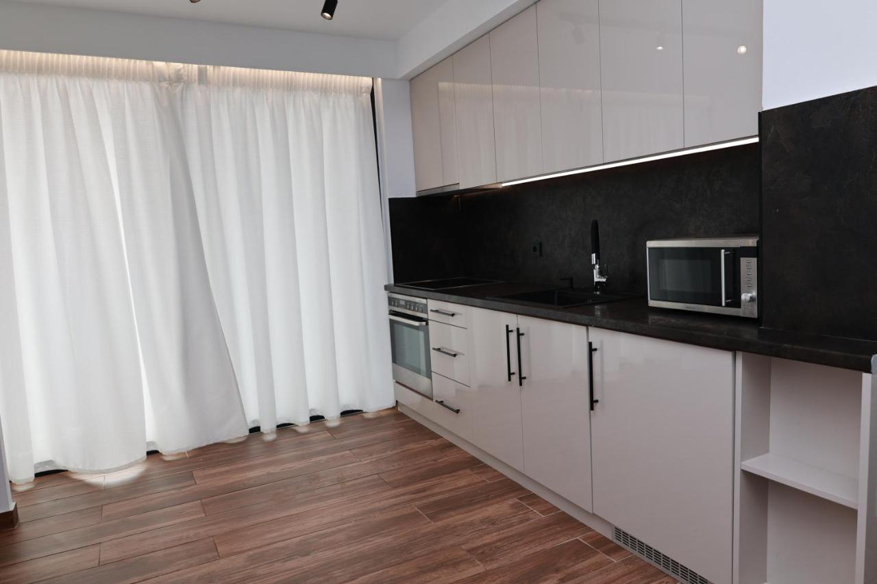 Paris-Irini Studios And Apartments Plomári Kültér fotó