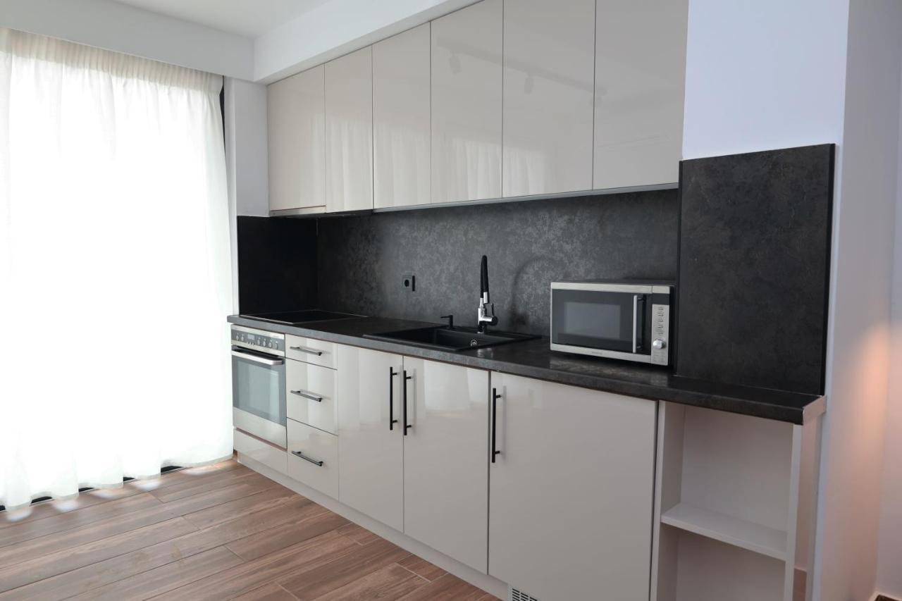 Paris-Irini Studios And Apartments Plomári Kültér fotó